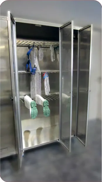 Fricosmos Armario inox esterilizador de utillaje y calzado ref. 081610 - Muebles neutros