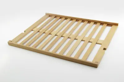 Estante de madera (inferior)
