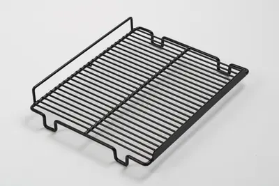 Estante de alambre negro